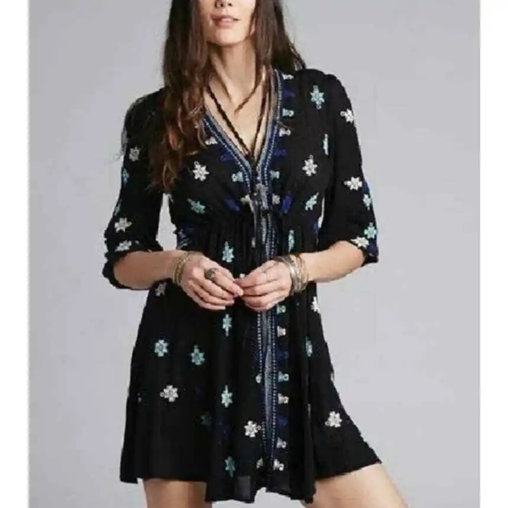 FREE PEOPLE Black Stargazer Embroidered Mini Dress 3/4 Sleeve Cinch Waist Medium